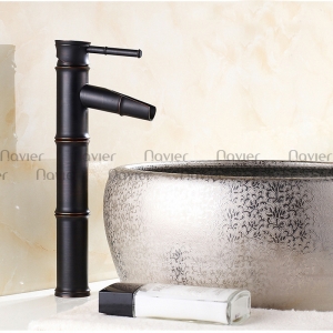 Vòi lavabo đồng thau đúc sơn đen Lucky LK-7001