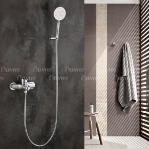 Củ Sen Nóng Lạnh Inox 304 Kèm Tay Sen Tăng Áp Navier NV-8009